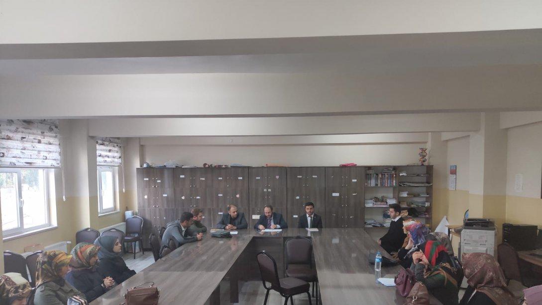 İlçemiz Din Kültürü Ve Ahlak Bilgisi Öğretmenleri Ekim Ayı Toplantısı Hasköy Anadolu İmam Hatip Lisesinde Yapıldı.