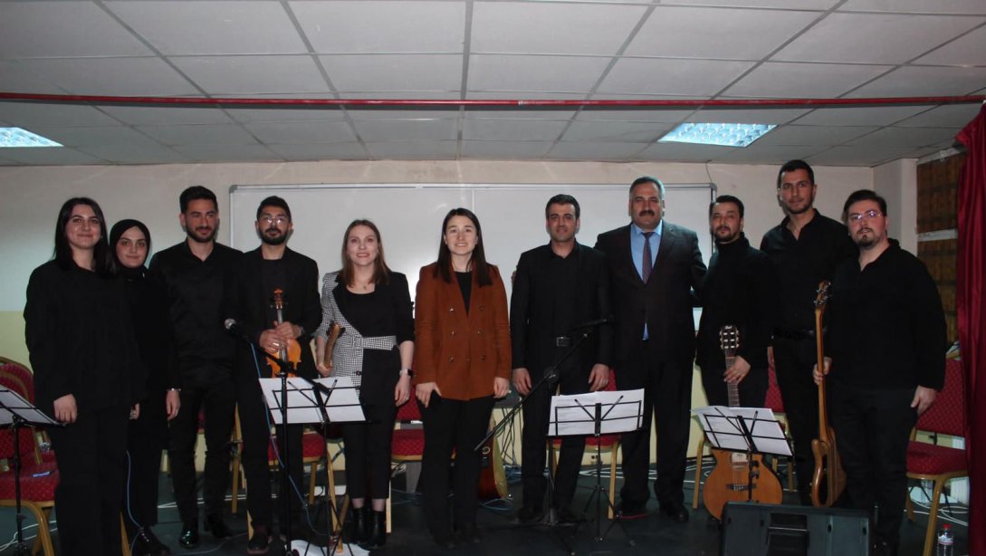 Hasköy Anadolu İmam Hatip Lisesi Konferans Salonunda Konser Gerçekleştirildi