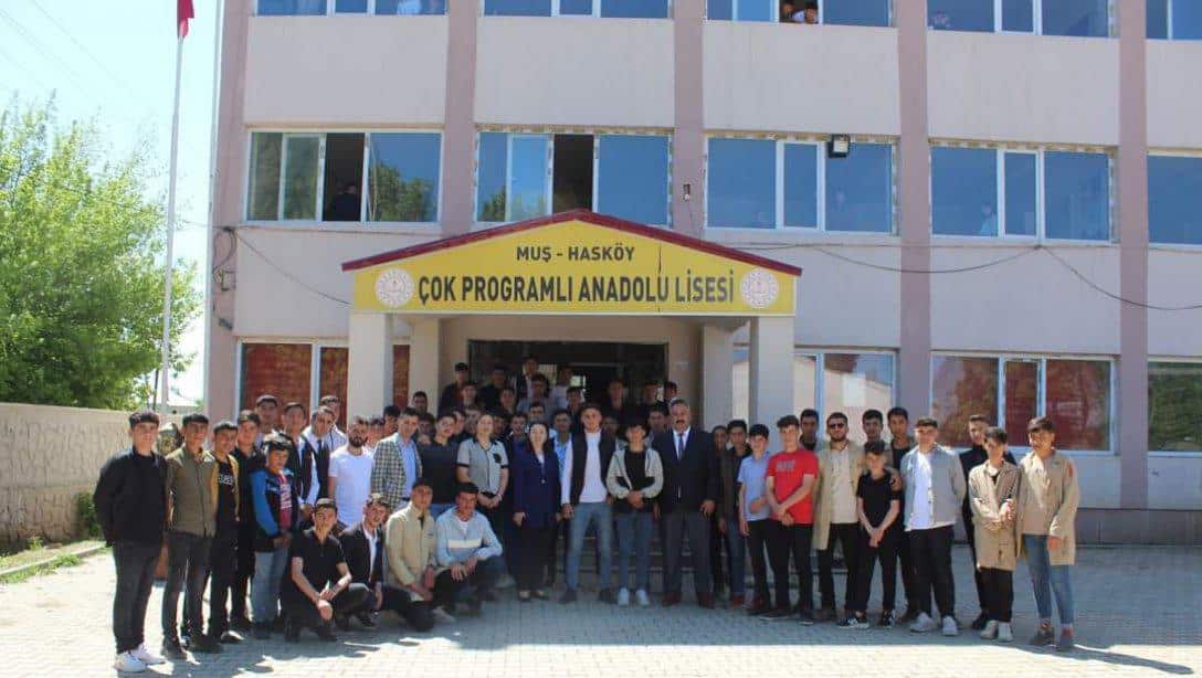 Sayın Kaymakamımız Kübra DEMİRER, Hasköy Çok Programlı Anadolu Lisesini Ziyaret Etti 